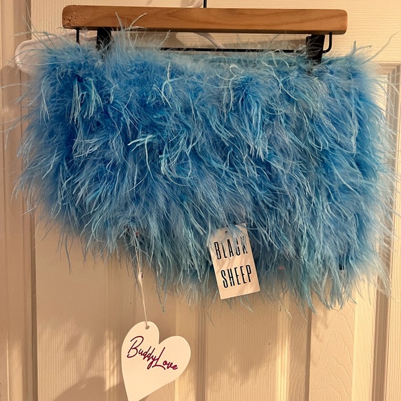 Buddy Love Fancy Feather Top - Picture 3 of 3